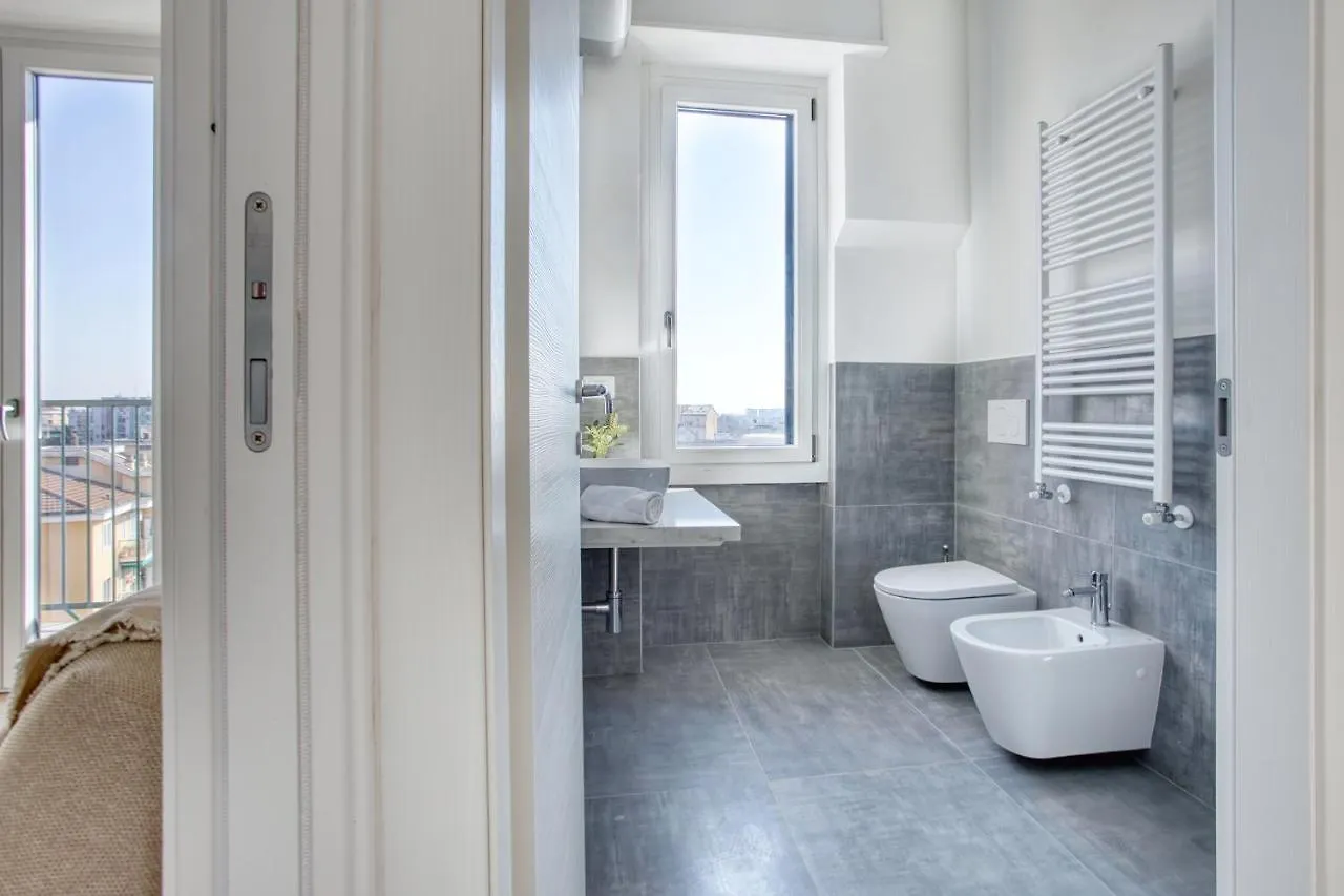 Joivy Comfy Flat With Balcony Apartment Milan Italy